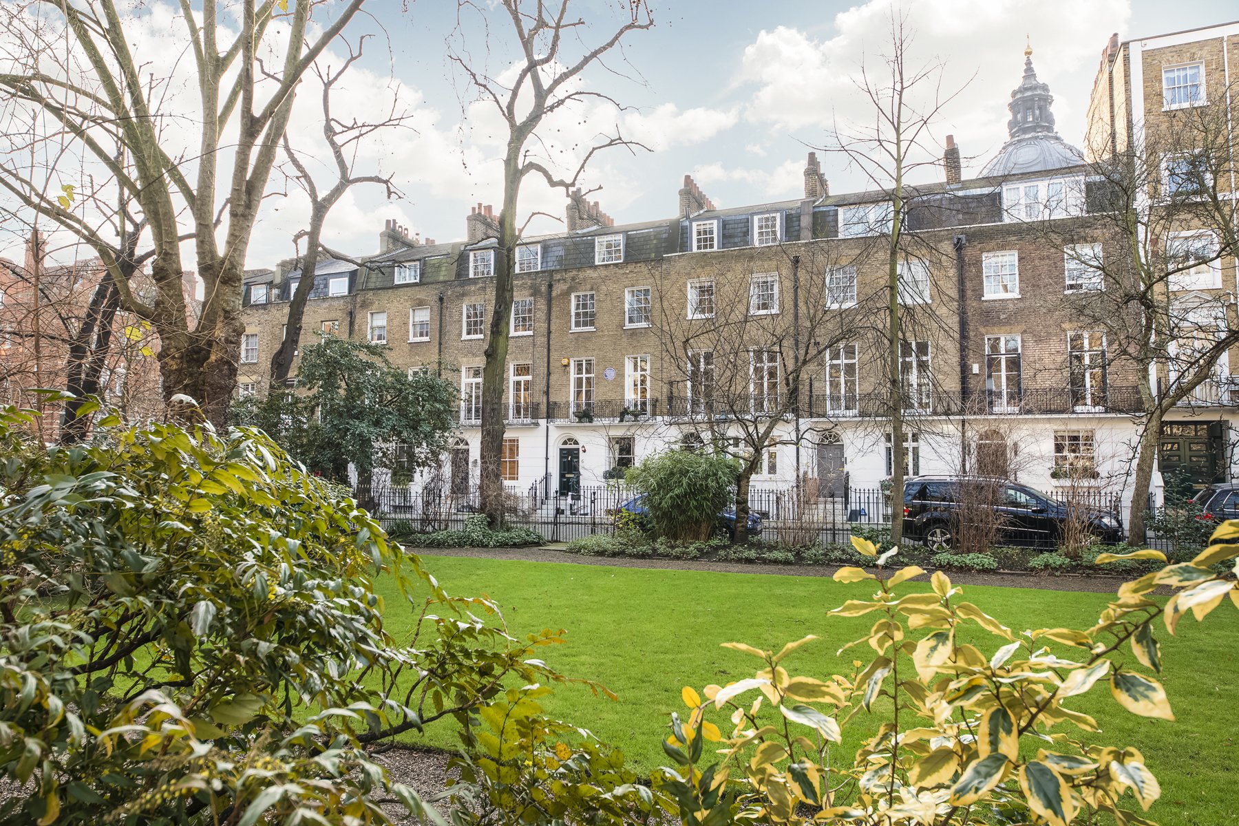House sold in Brompton Square, Knightsbridge, London SW3 Residential Sales Property Search