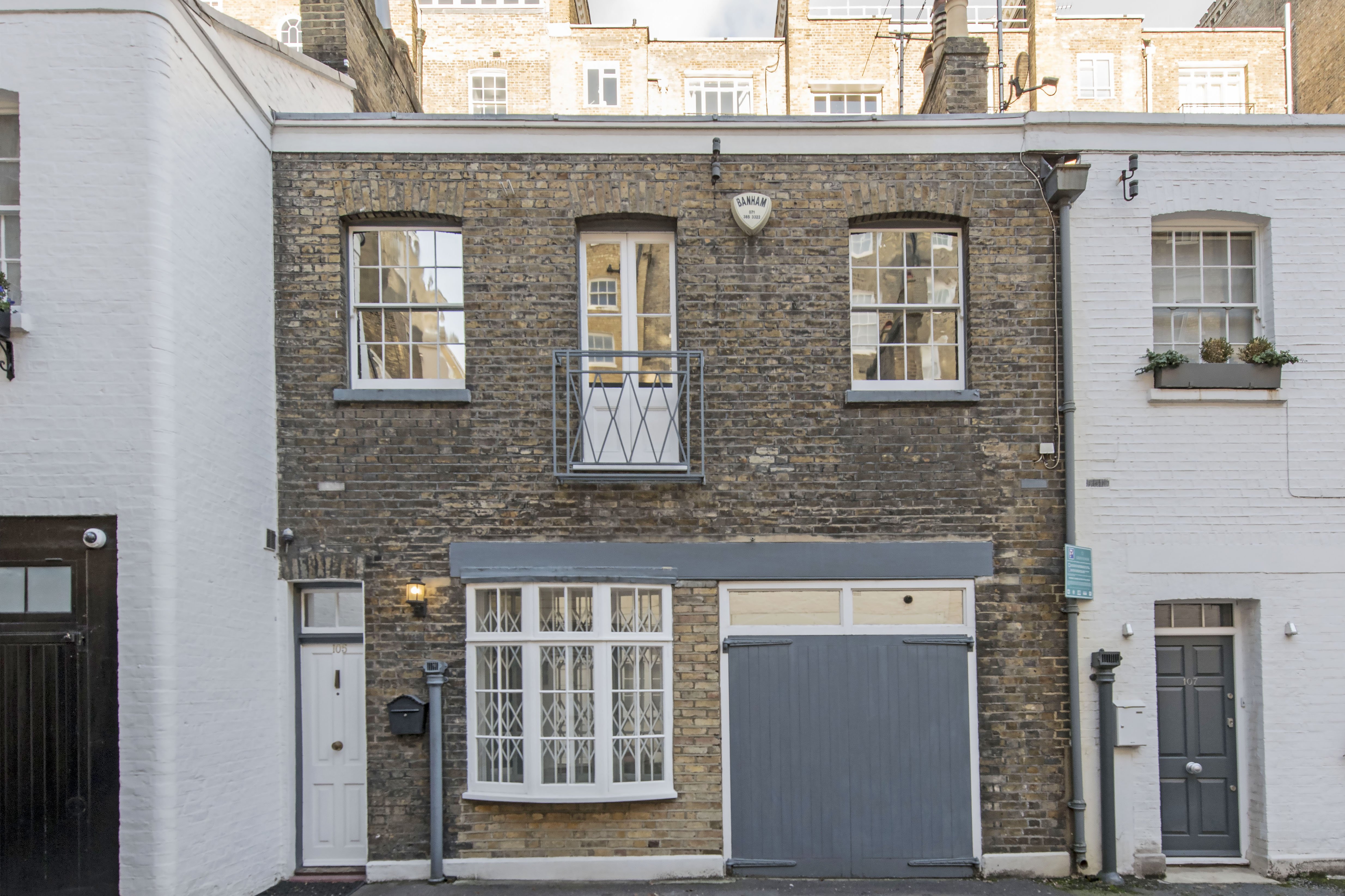 Property for sale in Eaton Terrace Mews Residential Sales Property