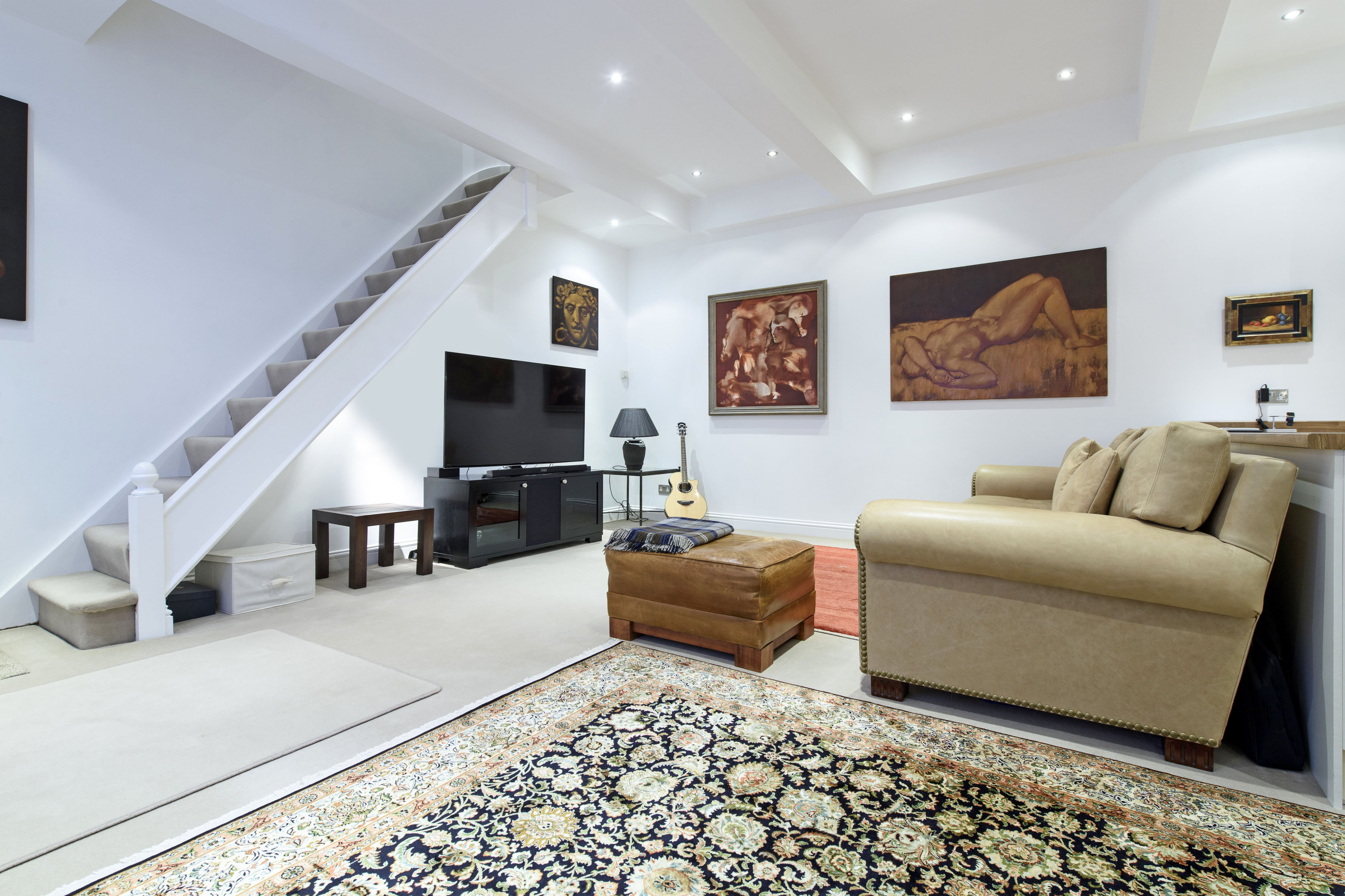 Property for sale in Eaton Terrace Mews Residential Sales Property