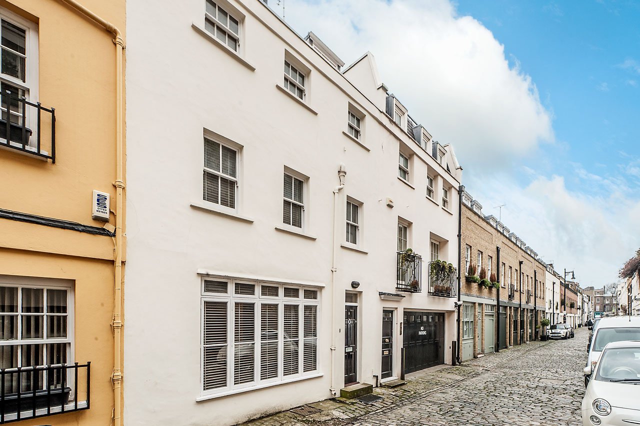 House sold in Ebury Mews, Belgravia, London SW1 Residential Sales