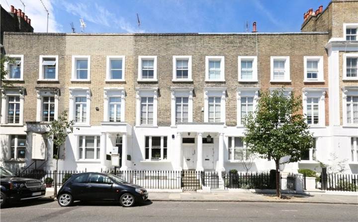 House Let In Cathcart Road, Chelsea, London Sw10 