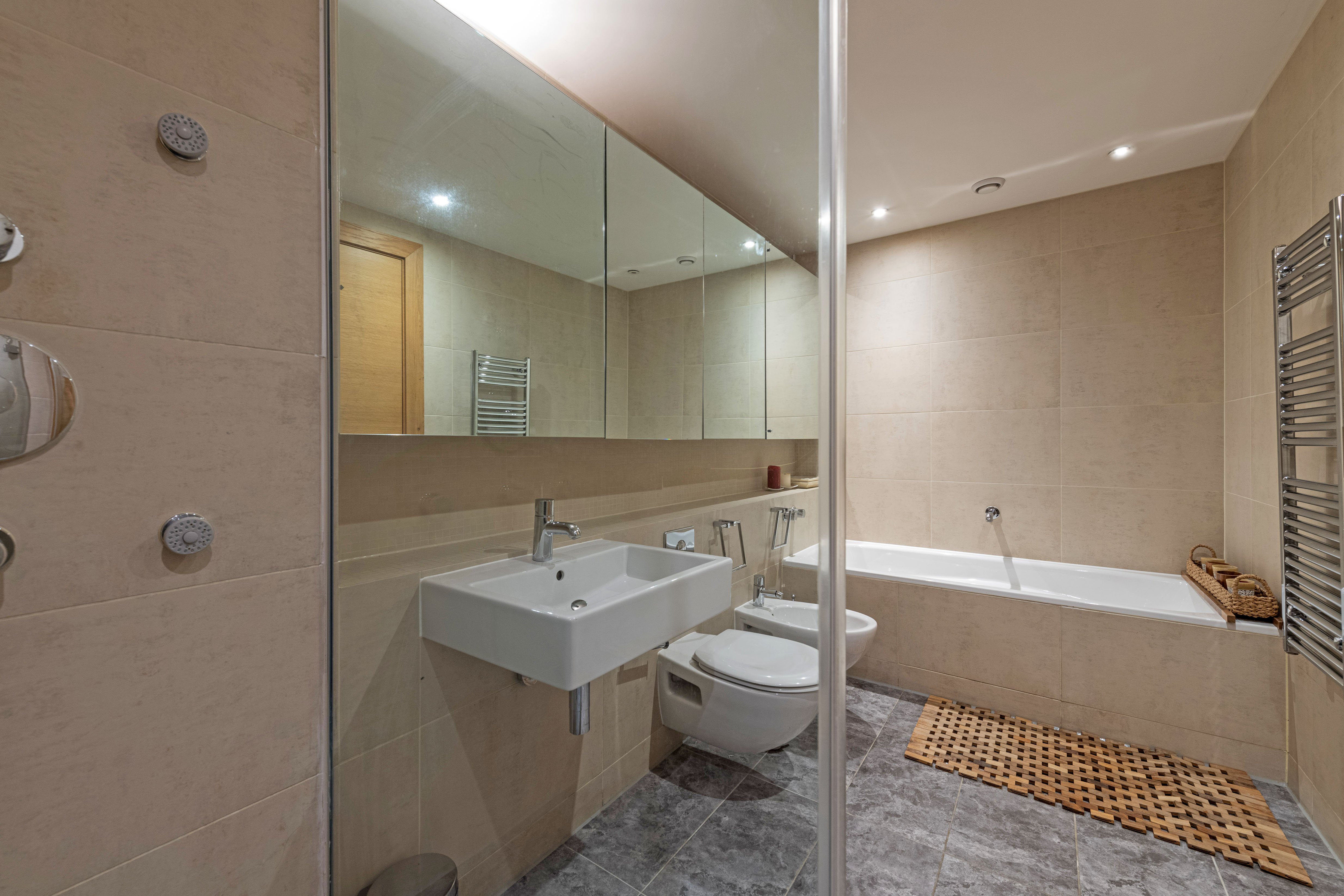 Property let in The Gate Apartments, Chepstow Road, London, W2 Residential Lettings Property